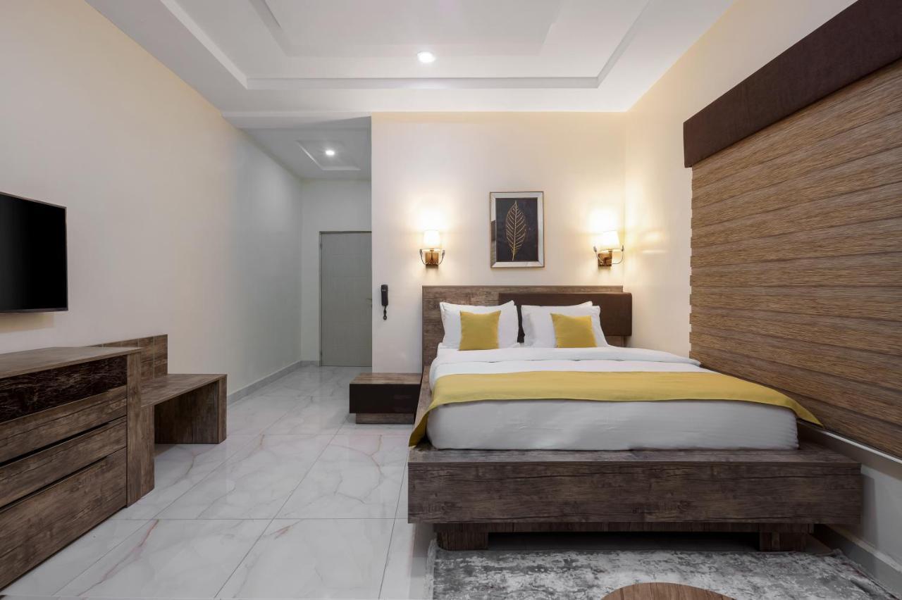 Bkt Cribs - Apartments & Suites Abuja Luaran gambar