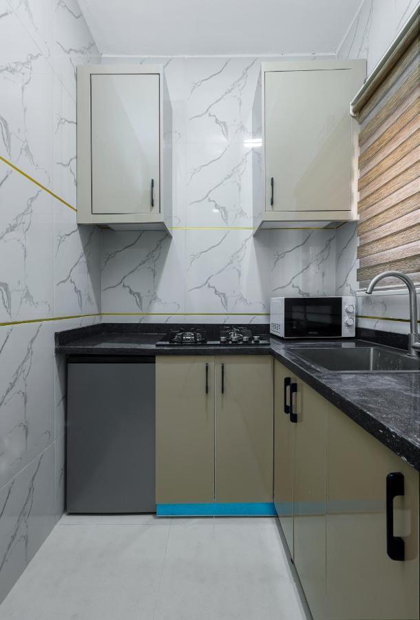 Bkt Cribs - Apartments & Suites Abuja Luaran gambar